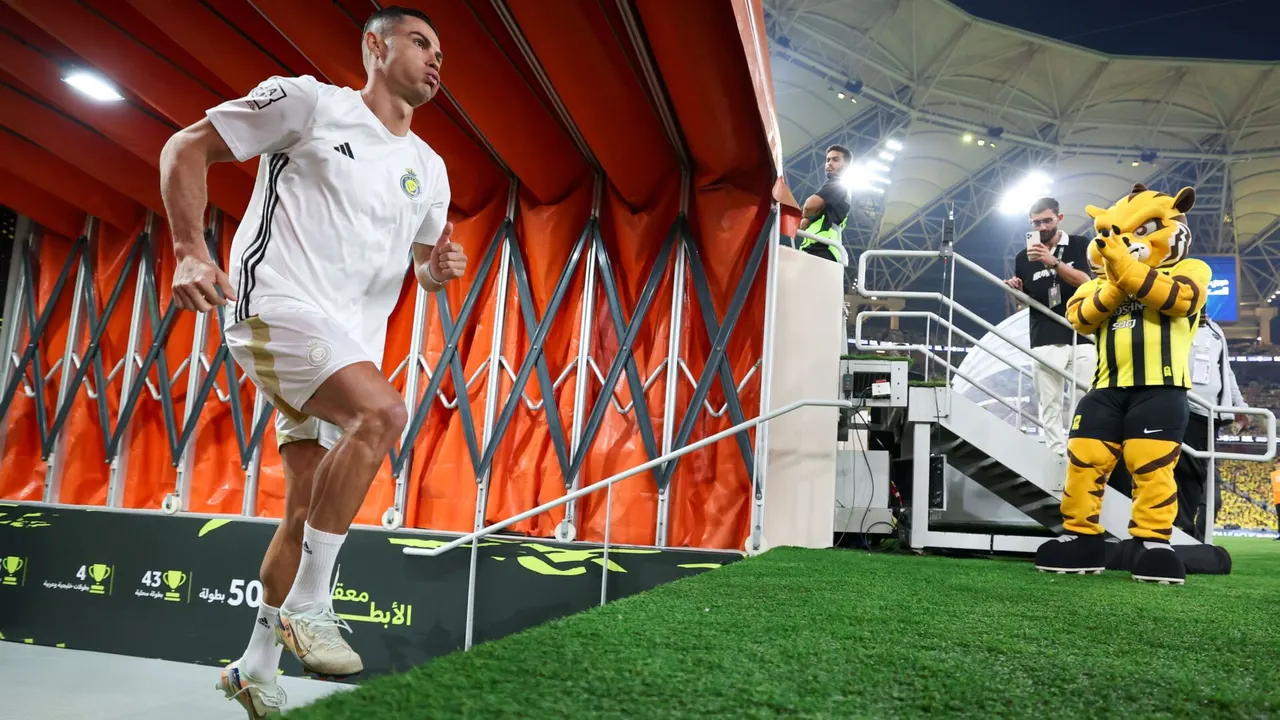 ما القنوات الناقلة لمباراة النصر والاتحاد في دوري روشن السعودي 2025-2026؟ وكيف تشاهدها عبر الإنترنت؟